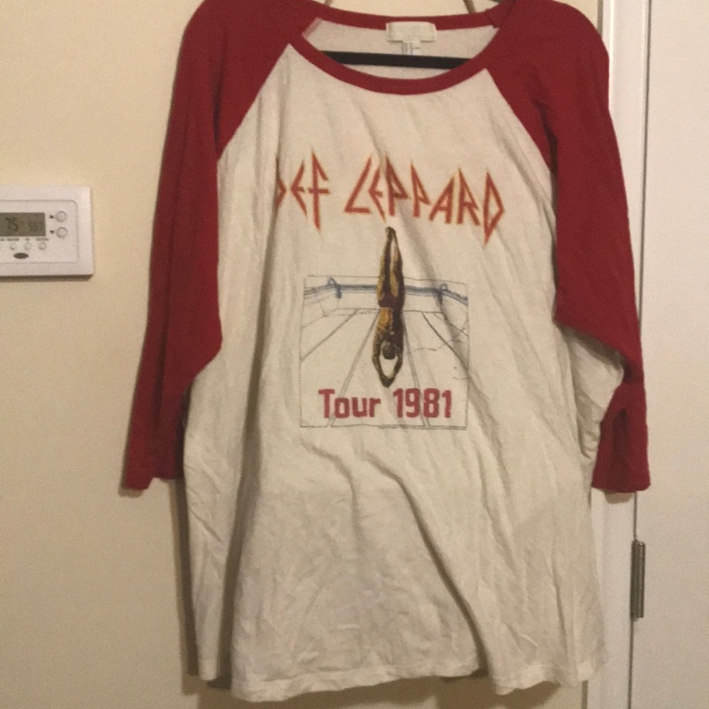 band tee